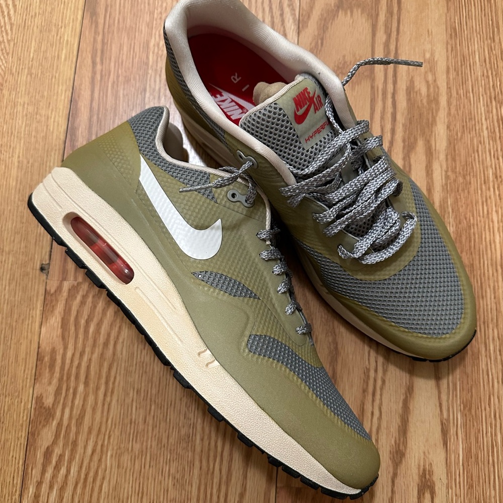 Nike Green and Gray Air Max Sneakers with Retro Style